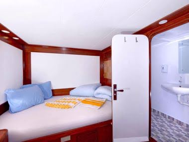 M/Y Blue Pearl  - Delux Double Bed Cabin